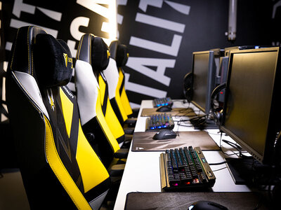 Coffret cadeau E-sport à Paris : 2h en espace privatif de Team Vitality pour 5 personnes