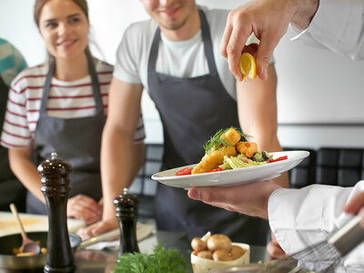 Caja regalo Sabores del mundo: 3 cursos de cocina mexicana, italiana y japonesa con Mis Recetas