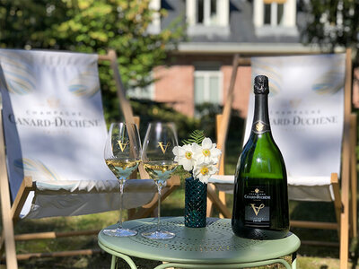 Coffret Initiation à la technique du sabrage et dégustation de champagne près de Reims pour 2