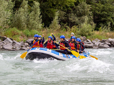 Cofanetto regalo Rafting su rapide scatenate in Valtellina (1h 30min) per 1