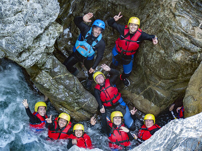 Cofanetto Avventura per 2 in Toscana: River Canyoning a Bagni di Lucca