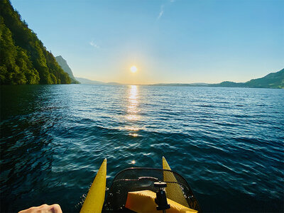 Geschenkbox Wasserbike-Tour auf dem Vierwaldstättersee mit Barbecue für 2 Personen