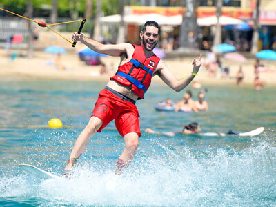 1 curso de iniciación de 4 horas al wakeboard para 2 en Benidorm
