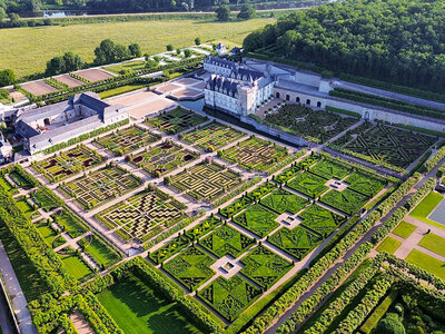 Coffret cadeau Vol en hélicoptère de 20 min au-dessus du château de Villandry