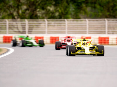 Cofanetto regalo 2 biglietti per il Gran Premio F1 di Monza 2026 e 1 notte in hotel 4* zona Linate, Milano