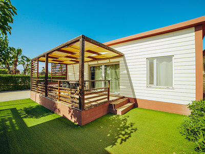 Caja Escapada insólita por España en una cabaña para 2