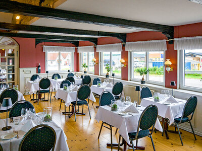 Boks 3 dages ophold ved Limfjorden med middag for 2 hos Hvalpsund Færgekro