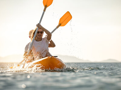 Caja regalo ¡Aventura acuática!: 1 actividad en canoa o piragua para 2 personas