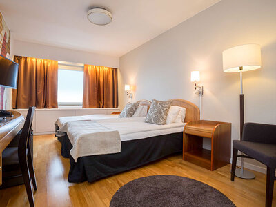 First Hotels: 1 natt för 2