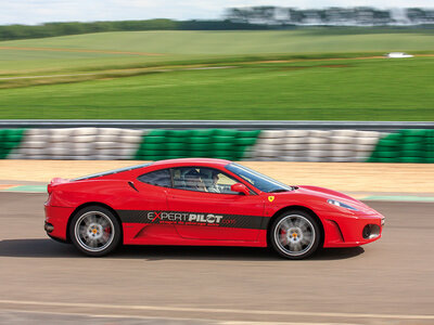 Pilotage Ferrari 488 et Audi R8 sur le circuit Geoparc dans les Vosges