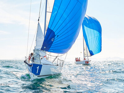 Iniciación a la navegación a vela para 2 personas en las Rías Baixas, Galicia