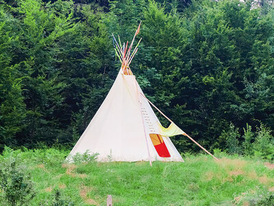 Coffret cadeau 2 nuits insolites en tipi en famille près de Megève