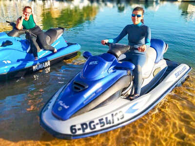 Ruta en moto de agua de 1 hora en la Costa Brava para 2 personas