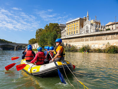 Emozioni e risate con il rafting sul Tevere per 1 persona a Roma