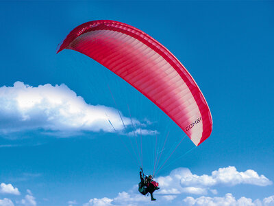 Prácticas de inflado y control de parapente en Madrid de 4 horas para 1 persona