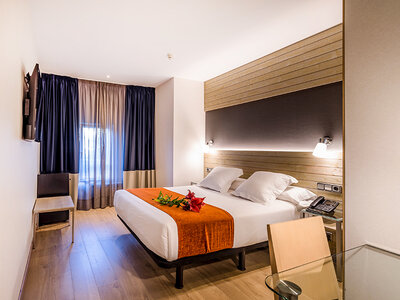 Caja regalo A Coruña para disfrutones: 1 noche, desayuno y cena en el Hotel Avenida