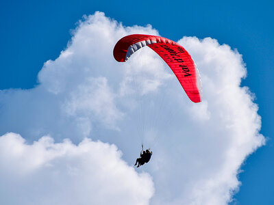 Caja regalo Vuelo en parapente de 30 minutos en Madrid para 2 personas