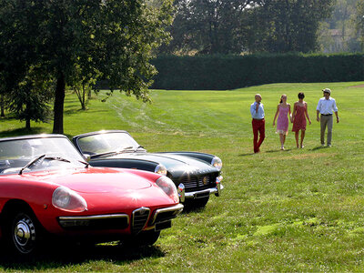 Cofanetto 1 giorno alla guida di un’auto d’epoca sul Lago di Garda (10h)