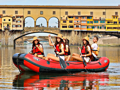 Cofanetto Emozionante escursione panoramica di Pack Rafting Pontevecchio a Firenze per 1