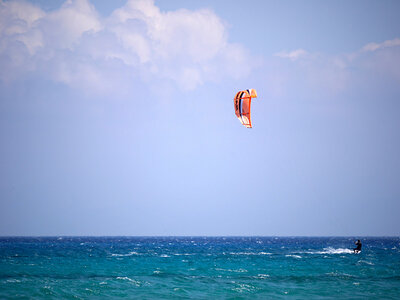 Un bautizo kitesurf de 2 horas en el sur