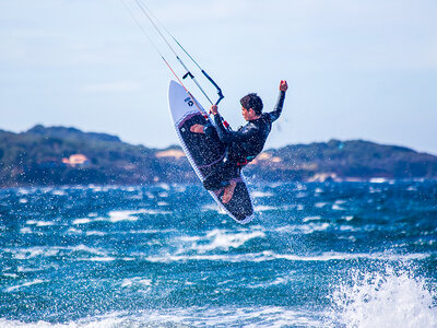 Caja regalo Un bautizo kitesurf de 2 horas en el sur