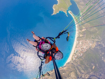 Saut en parachute en tandem