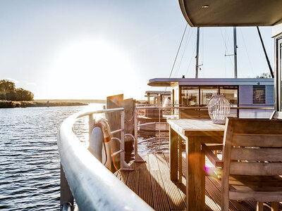 Box Auszeit auf einem Hausboot im Weserbergland für 4 Personen