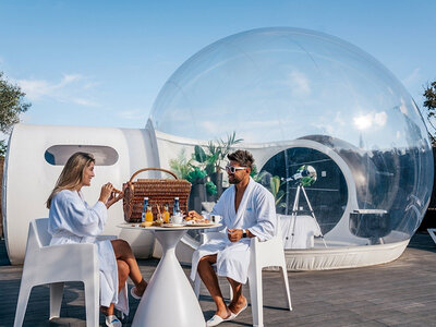 Caja Hotel Zielo de Levante: 1 noche con desayuno en burbuja presidencial Vulcano