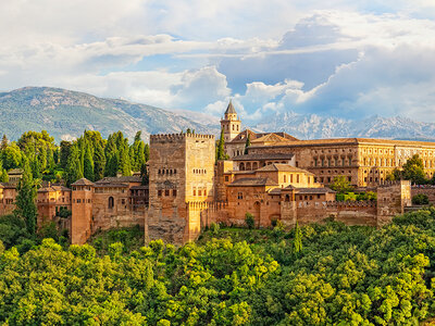 Caja regalo Hotel Restaurante Poniente: 2 noches con entradas a la Alhambra incluidas