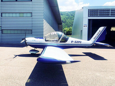 Cofanetto Pilotaggio di un ultraleggero per 2 vicino a Grenoble (40min)