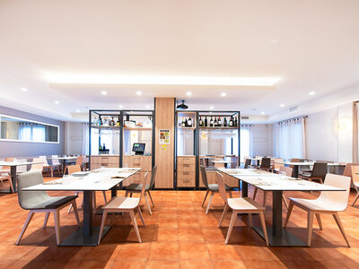 Caja Restaurante Altomira: 1 menú para 2 personas