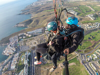 Caja Parapente en Tenerife: 1 vuelo de larga duración para 1 persona