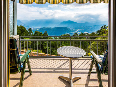 Coffret Séjour d'1 nuit en chambre Deluxe avec accès à la piscine et apéritif près de Lugano