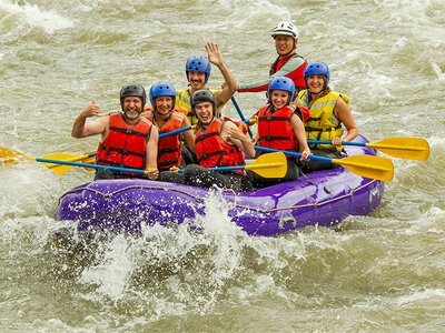 Discesa di soft-rafting e arrampicata sportiva con foto per 10 persone nel Lazio