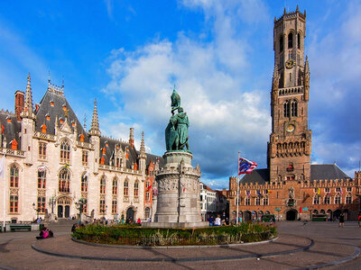 Doos Ontdek Brugge: privérondleiding overdag of ’s avonds voor 2 (2u)