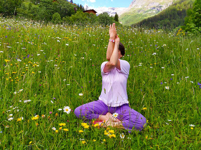 Coffret cadeau 4 séances de yoga relaxant pendant un mois à Fribourg pour 1 personne