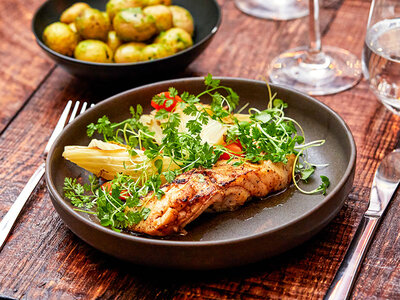 Boks Sæsonens 4-retters middag for 2 hos Bistro No Deux