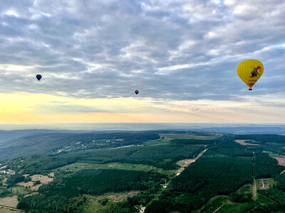 Coffret Vol en montgolfière pour 2 personnes au-dessus de Waesmunster avec dîner Menu 5 Plats à bord