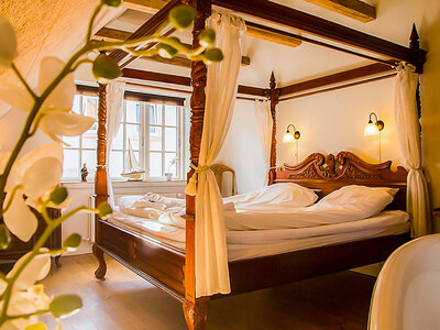 Gaveæske Luksuriøst weekendophold med middag for 2 på Hotel Postgården