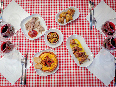 Navidad gastronómica: cena de tres platos y vino para 2 personas