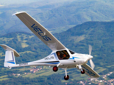 Coffret Vol de 30 min en avion électrique dans le ciel Tessin pour 1 personne