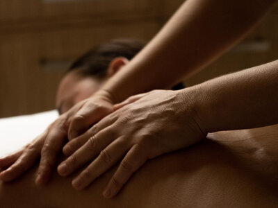 Caja Spa Siargao at Hotel 1898: masaje de 30 min y acceso al spa de 30 min para 1