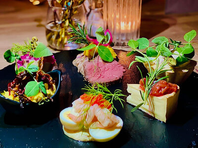 Boks Dansk frokostplatte for 2 på Bisserup Strandkro