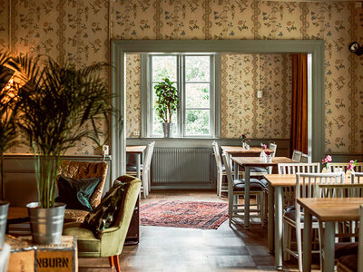 Herrängens Gård: lunch på hundvänligt café