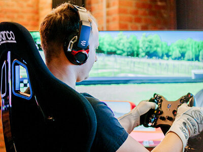 90 Minuten Fahrspaß im Full-Motion-Simulator in Hamburg