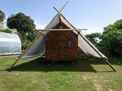 Coffret cadeau 2 jours insolites en tiny house avec dîner au cœur des montagnes d'Ardèche