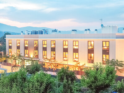 Caja regalo Escapada a Sant Pere de Ribes: 2 noches y desayuno en el Hotel Desitges 4* para 2