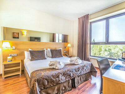 Caja Escapada a Sant Pere de Ribes: 2 noches y desayuno en el Hotel Desitges 4* para 2