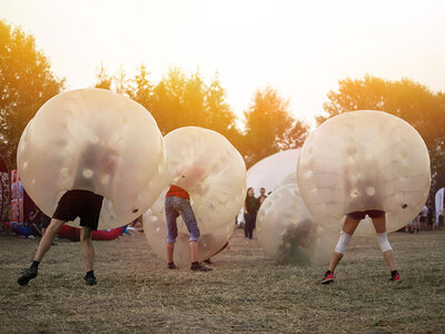 Geschenkbox Fußball mal anders: Bubble Ball Session in Berlin für 6 Personen