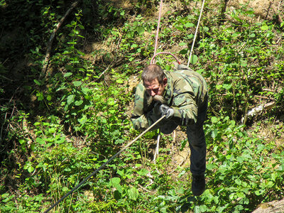 Ultimative Wildnis-Herausforderung im Survival-Camp